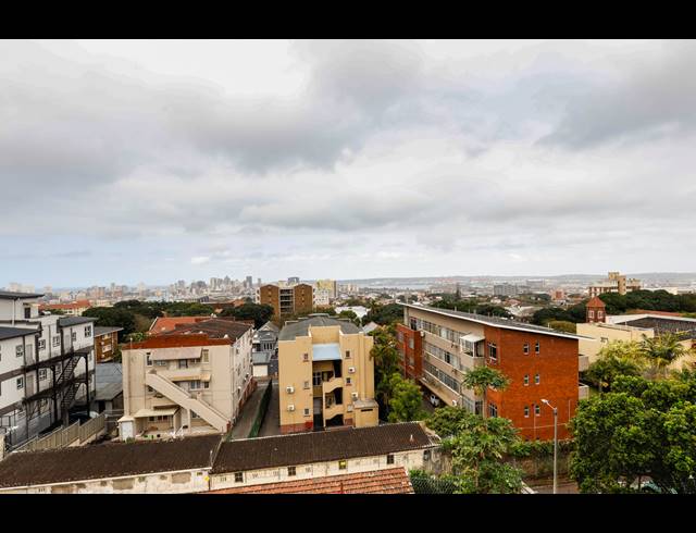 1.5 BEDROOM APARTMENT FOR SALE IN GLENWOOD